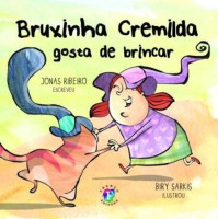 Bruxinha Cremilda gosta de brincar 