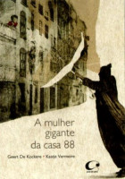 Mulher Gigante da Casa 88, A 